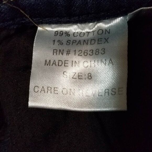 Zenim Denim Natural Waist Cropped Jeans Bling on Back Pockets size 29 8 - Picture 2 of 12